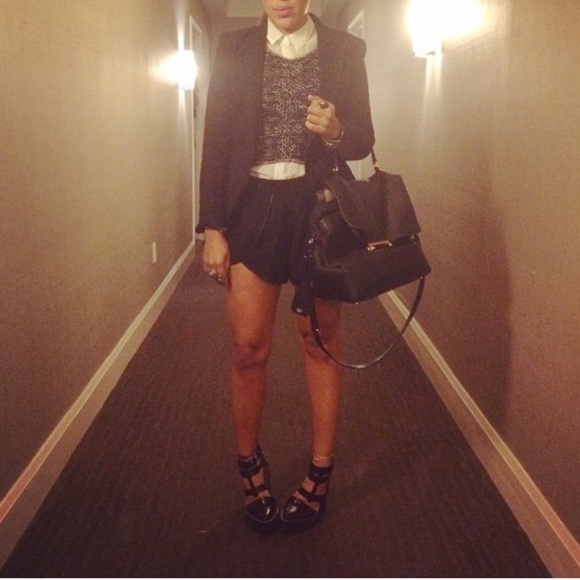 Boots - Picture 5 of 5